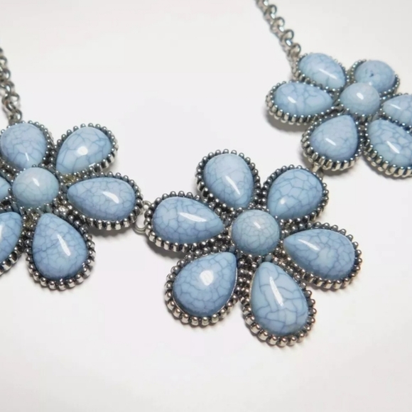 Vintage Signed Charming Charlie's Statement Necklace. - Picture 2 of 7